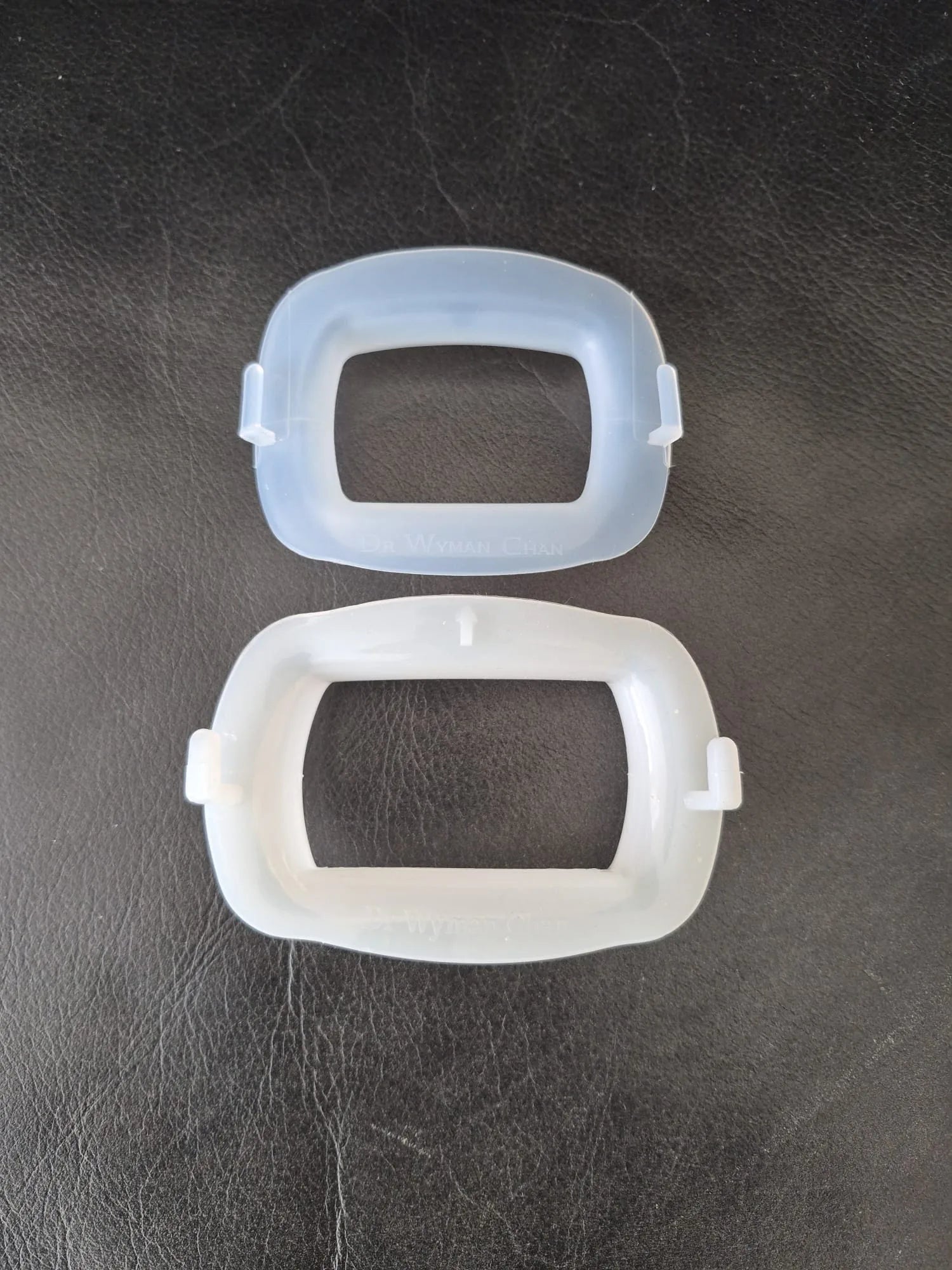 Wy10 O Cheek Retractor product image